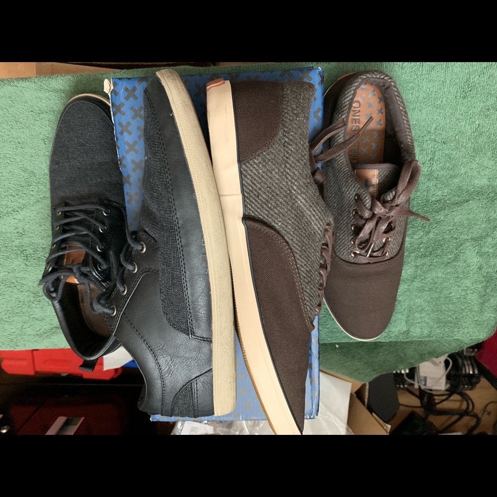 One+Two sneakers - Picture 2 of 3